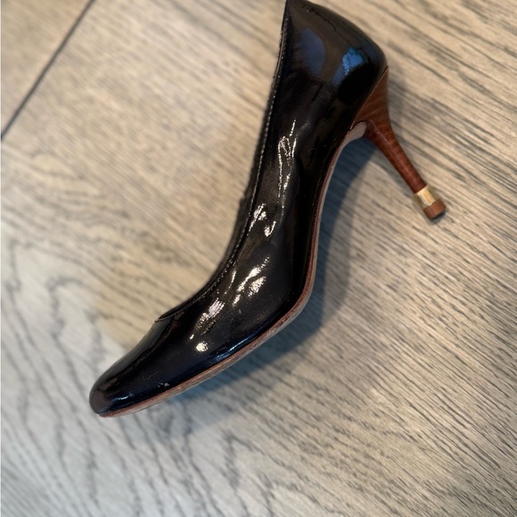 Tory Burch Black Heels Classic Pumps - Picture 2 of 5